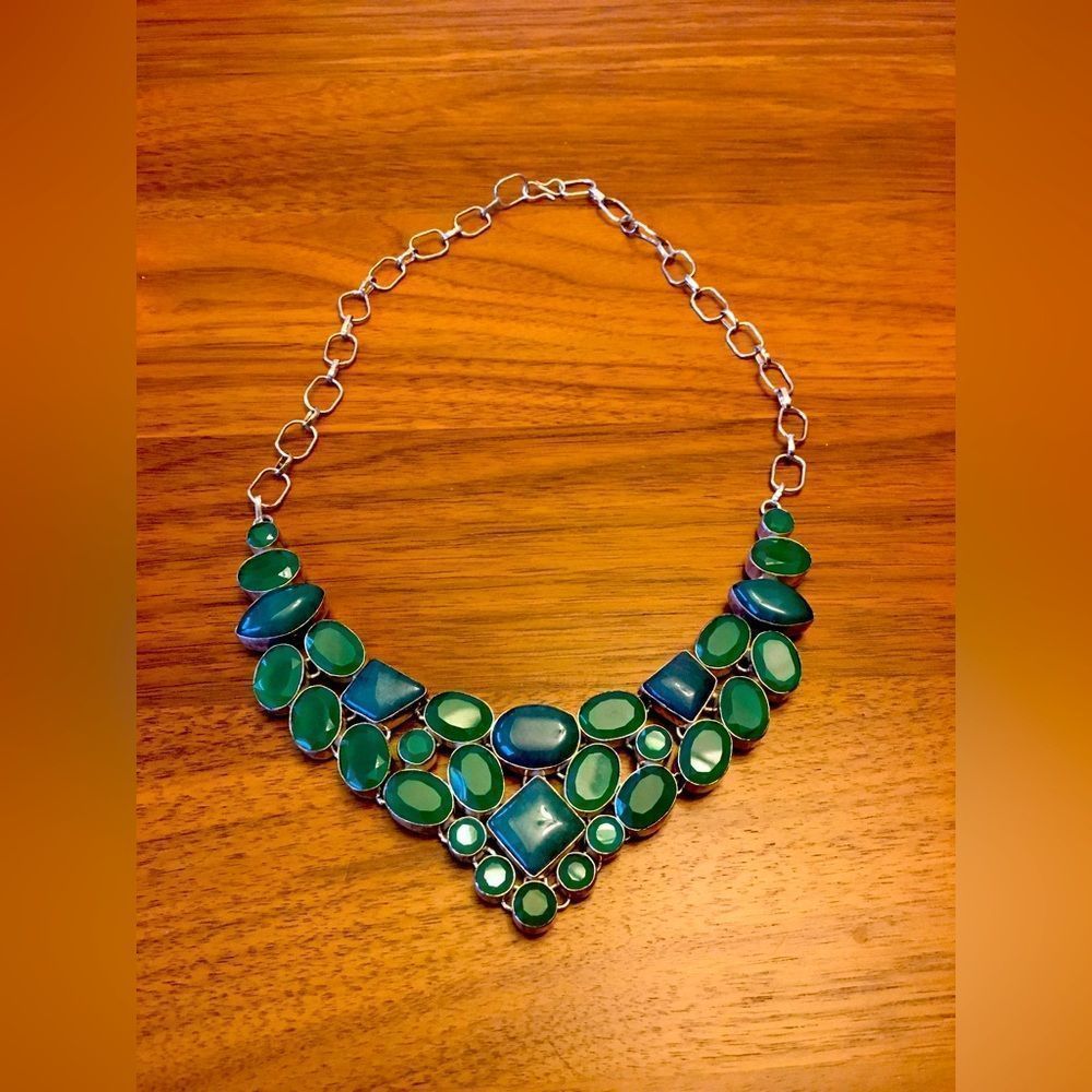 🎉HP🎉 Silver Emerald & Jade Necklace